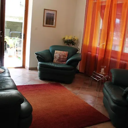 Сasa de vacaciones Casa Rosmarino Gordola